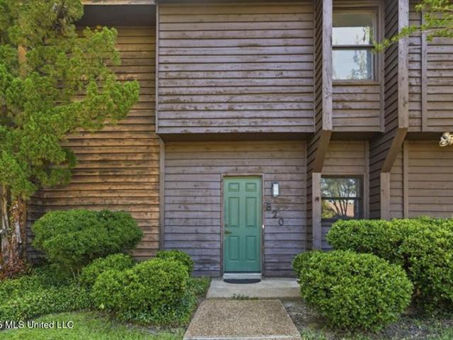 Townhouse for sale in Canton, Mississippi