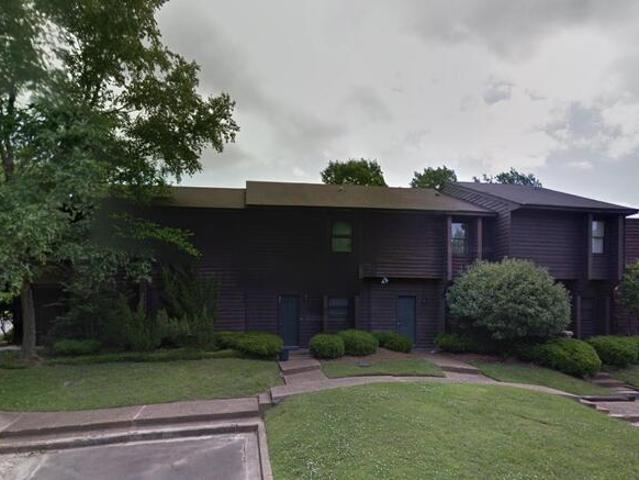 Townhouse for sale in Canton