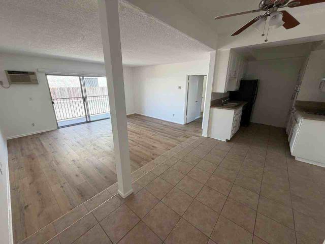 Apartment for rent in Canoga Park, California