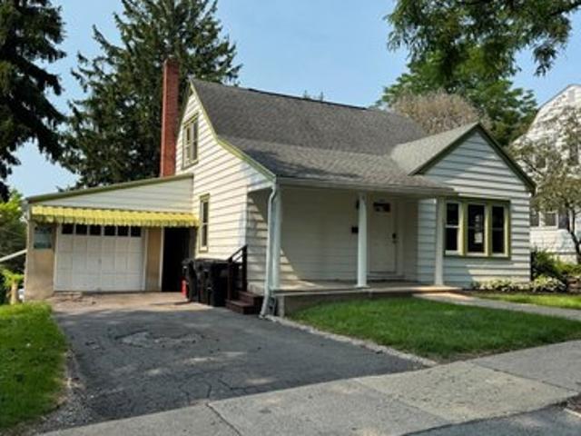 House for sale in Highlands Historic District, State College
