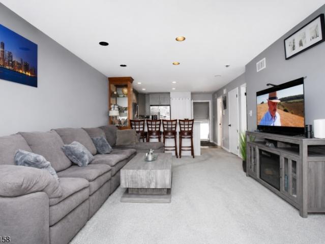 Townhouse for sale in Hudson, New Jersey