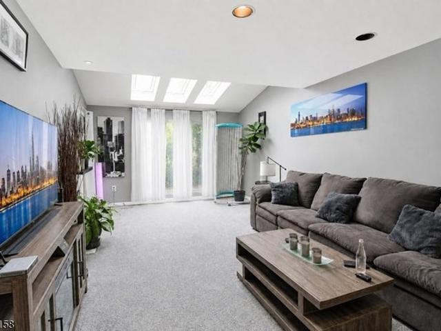Condo for sale in Hudson, New Jersey