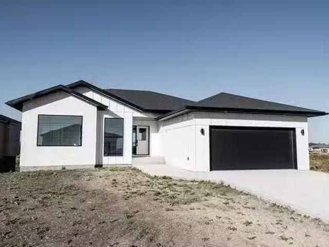 House for sale in Niverville, Manitoba