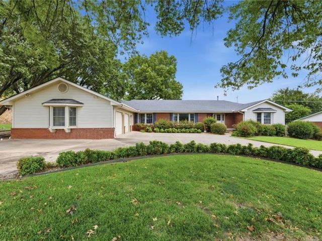 House for sale in Nowata, Oklahoma