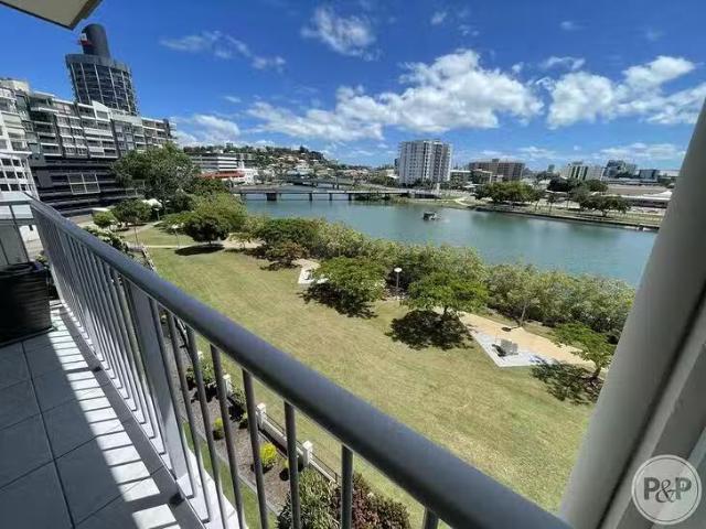 Apartment for rent in Goovigen, Queensland
