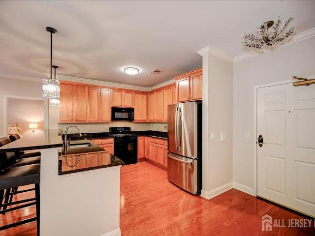 Condo for sale in Cliffwood, New Jersey
