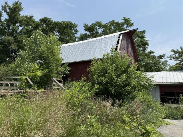 House for sale in Hillsdale, Michigan