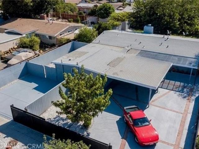 House for sale in Canoga Park, California