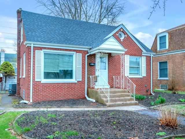 House for sale in Munster, Indiana