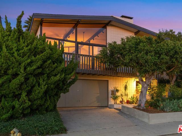 House for sale in Playa del Rey, Los Angeles