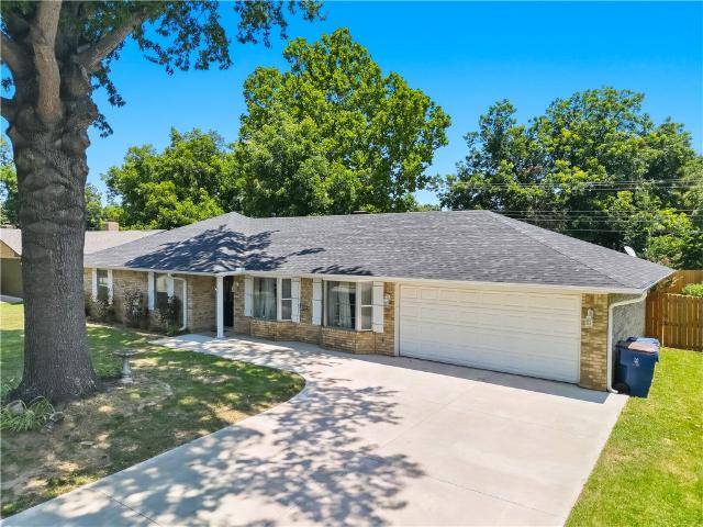 House for sale in Ark
