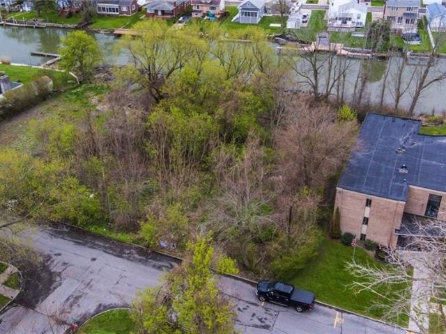 Land for sale in Niagara, New York