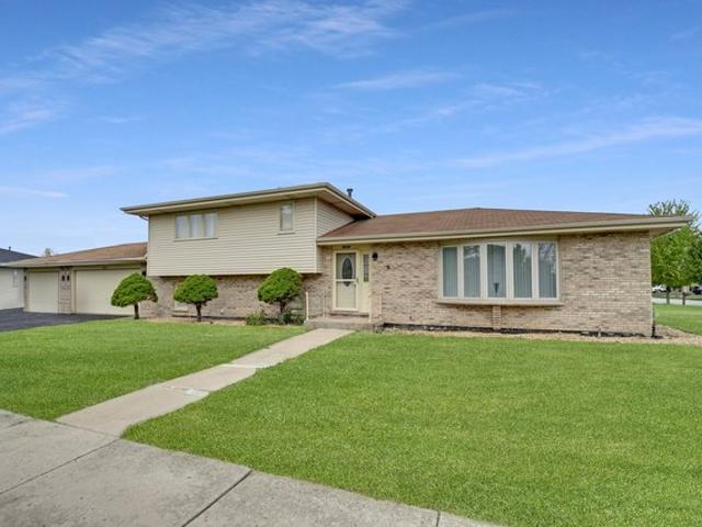 House for sale in Tinley Park, Illinois