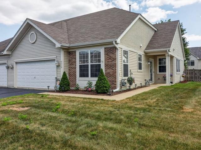 Townhouse for sale in Joliet, Illinois