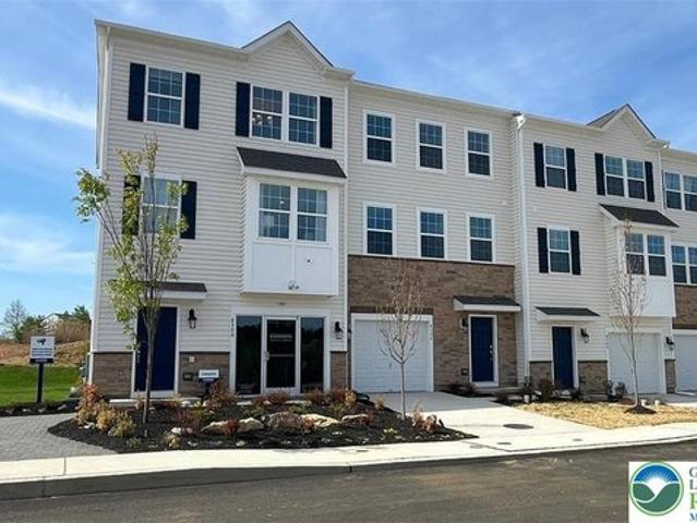 Townhouse for sale in Upper Macungie Township, Lehigh County
