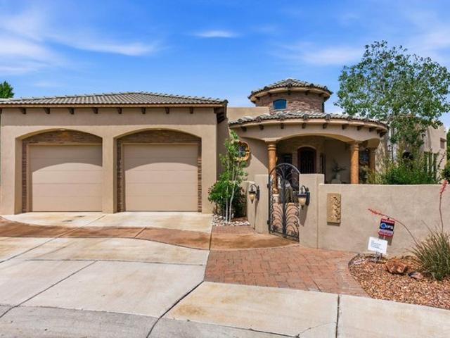 House for sale in New Mexico