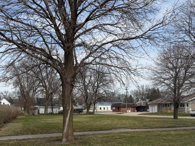 Land for sale in Clarion, Iowa