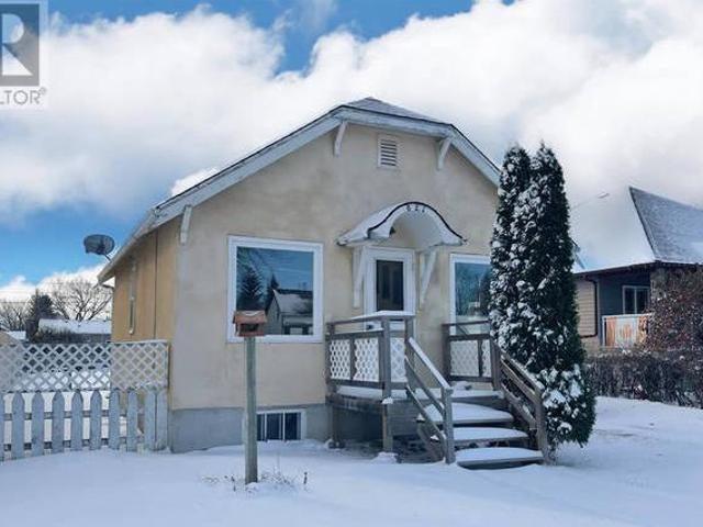 House for sale in Edmonton