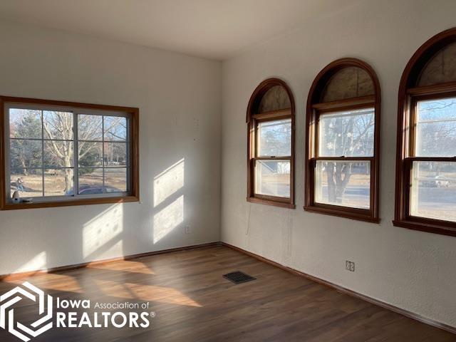 House for sale in Grinnell, Iowa