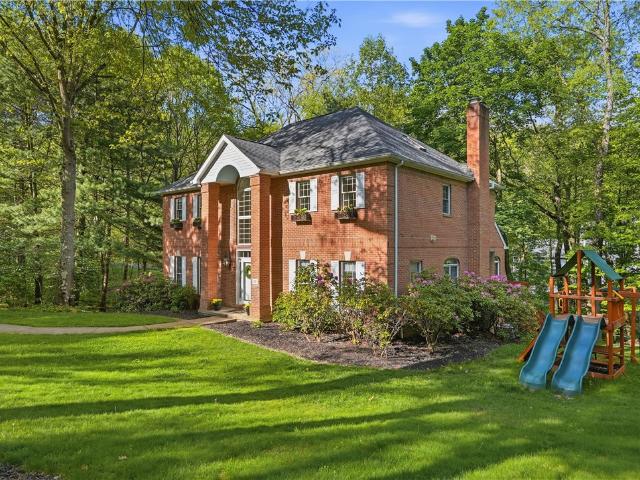 House for sale in Bradfordwoods, Pennsylvania