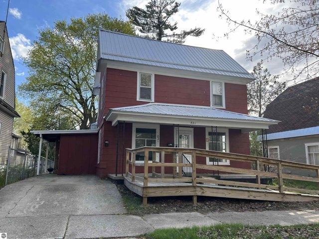House for sale in Cadillac, Michigan