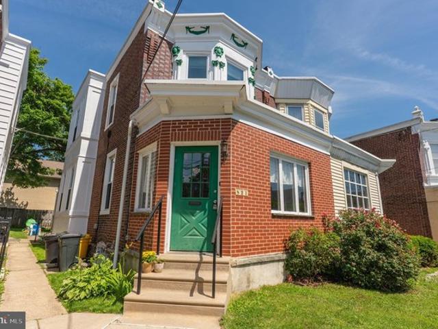 Townhouse for sale in Wyncote, Pennsylvania