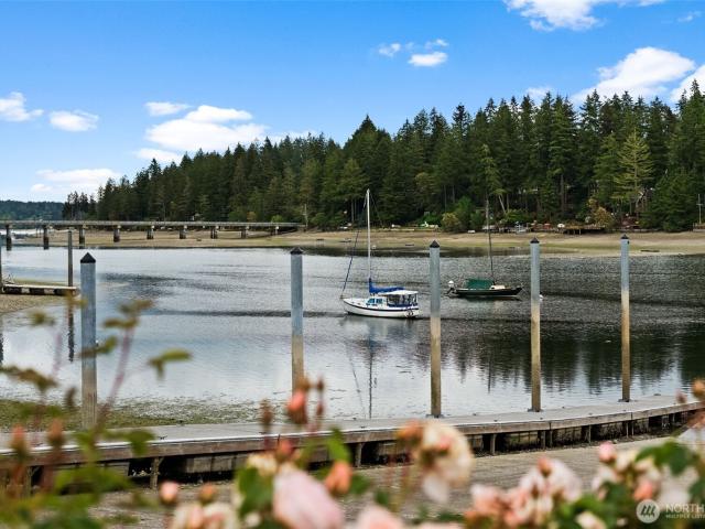 Land for sale in Allyn, Washington