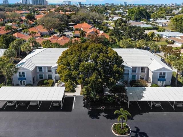 Condo for sale in Naples, Florida