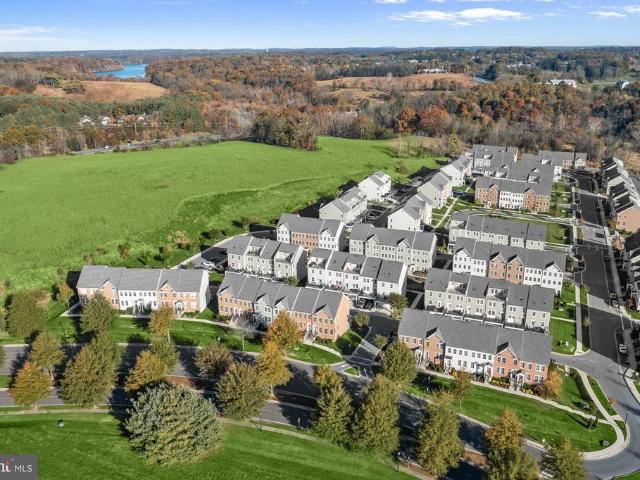 Townhouse for sale in Parkside at Warfield, Sykesville