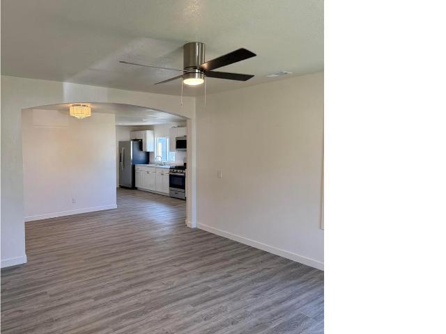 House for sale in Wray