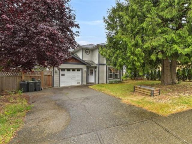 House for sale in Esquimalt, British Columbia