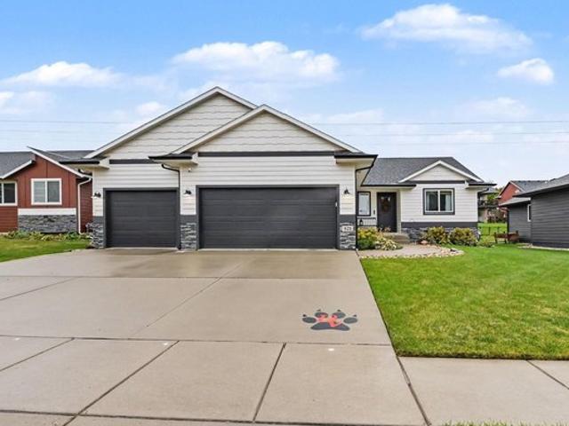 House for sale in Sioux Falls, Minnehaha County