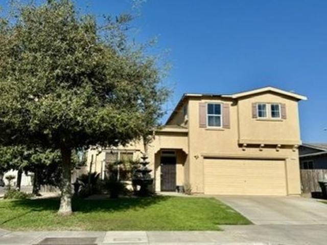 House for sale in Parlier, California