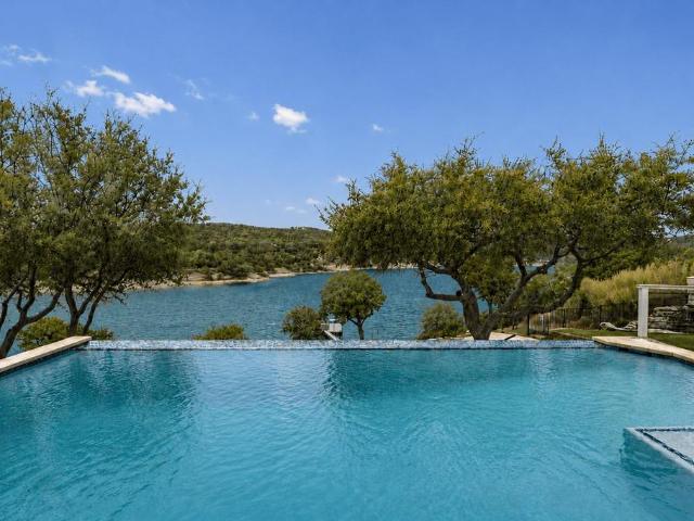 House for sale in Spicewood, Texas