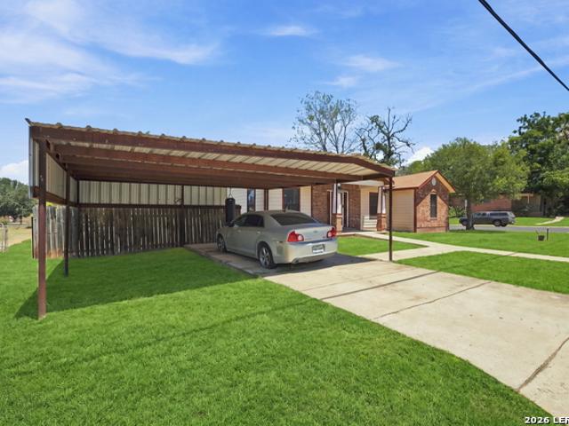 House for sale in Pearsall, Texas