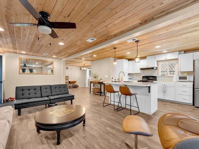 House for sale in Shasta, California