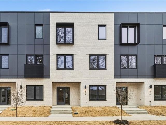 Townhouse for sale in Ark