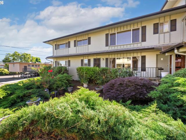 Condo for sale in Oregonia