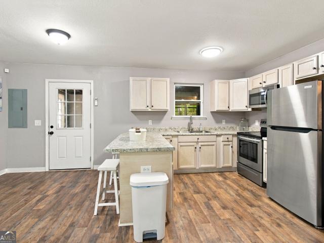 House for sale in Bowman, Elbert County