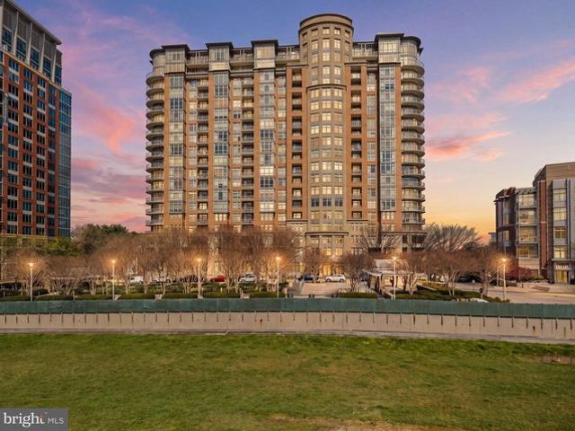 Condo for sale in McLean, Fairfax County