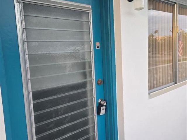Condo for sale in Seminole, Florida