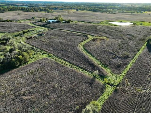 Farm for sale in Wakarusa, Shawnee County