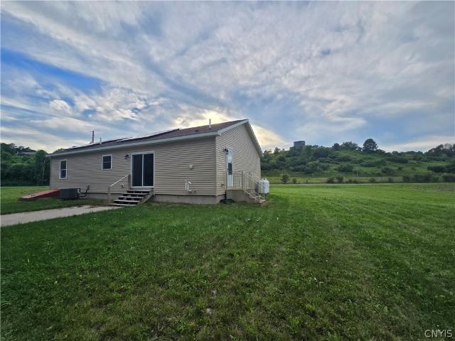 House for sale in Oneida, New York