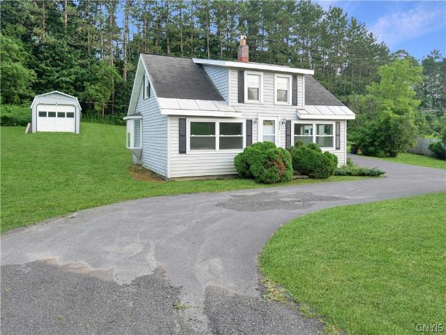 House for sale in Oneida, New York