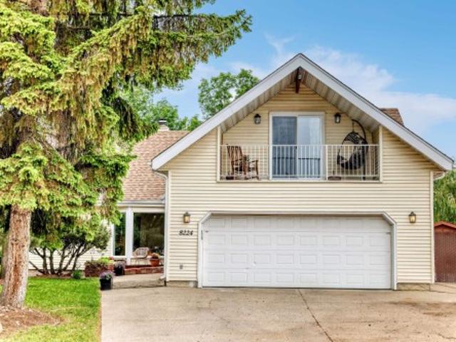 House for sale in Wedgewood, Alberta