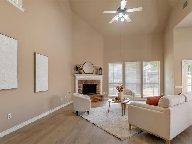 House for sale in Fort Worth, Tarrant County