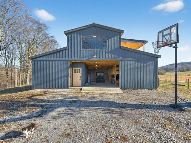 House for sale in Pall Mall, Middle Tennessee