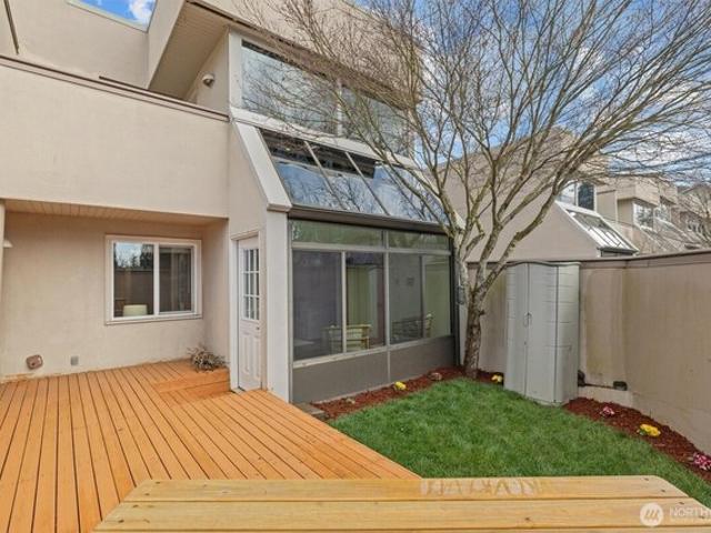 Townhouse for sale in Edmonds, Washington