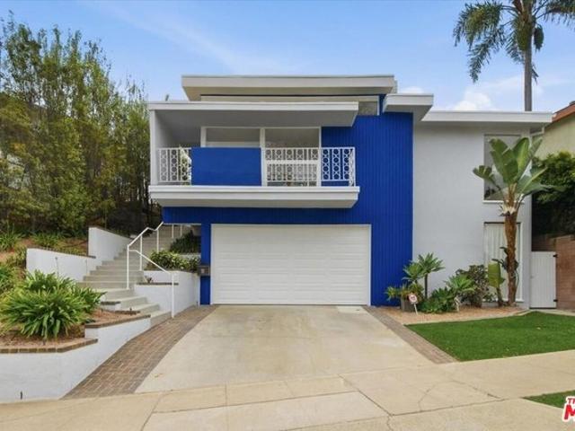 House for sale in Canoga Park, California