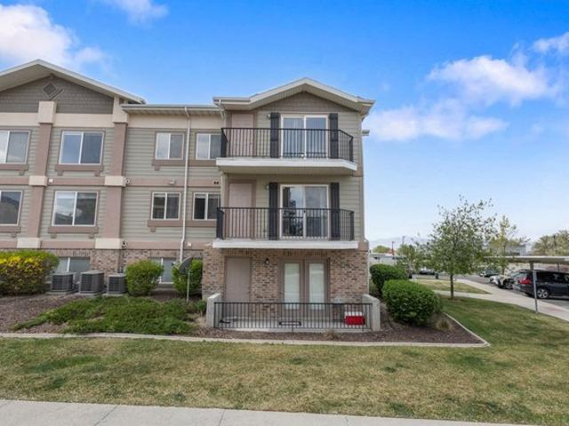 Condo for sale in Midvale, Utah